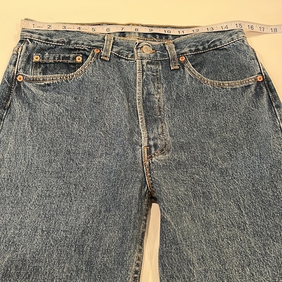 Vintage Levi’s 501 Classic Straight Leg Size 33 x 36 - Picture 4 of 16